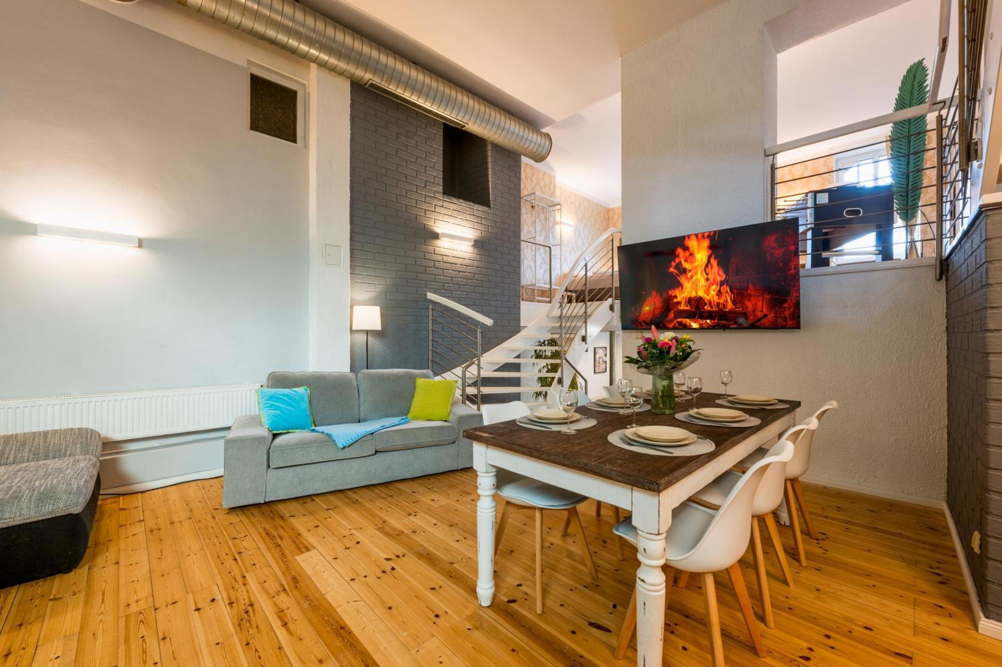 Exklusive Und Grosszuegige Wohnung 140 Qm In Magdeburg Top-Lage Mit Kicker Fuer Bis Zu 8 Personen Exterior foto
